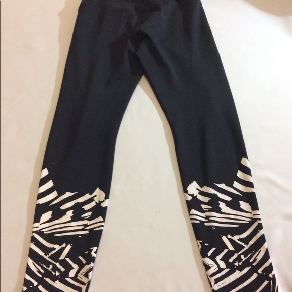 🔵New Balance leggings - Picture 2 of 6